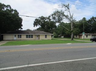 900 Country Club Rd, Lake Charles, LA 70605
