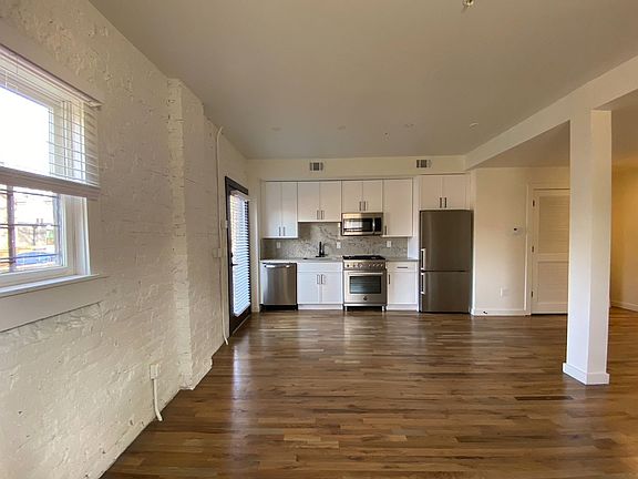 4th image of 788-800 Greenwood Ave NE #788-18
