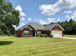 2088 Wolfe Rd, Columbus, MS 39705