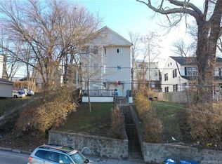 99 Lounsbury Ave, Waterbury, CT 06706