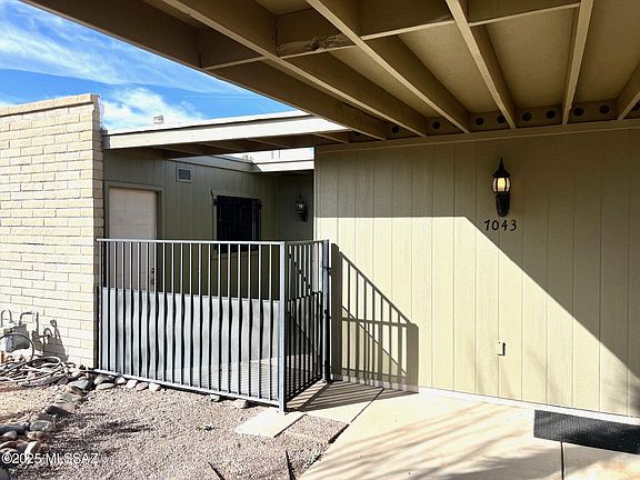 5th image of 7043 N Starview Dr