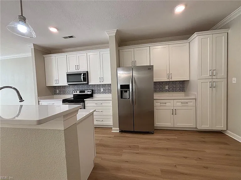 1309 Myrica Pl — Photo 10