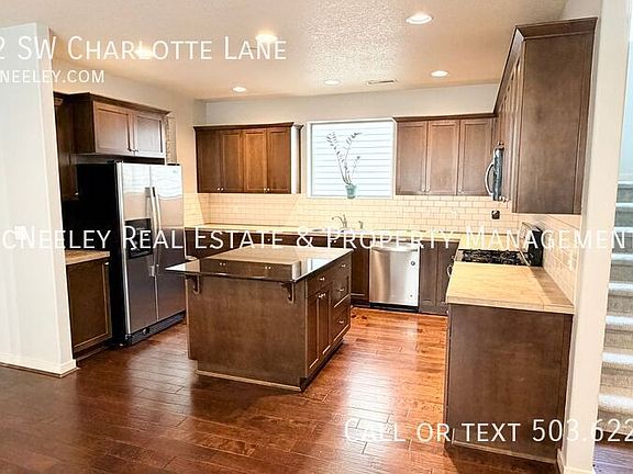 5th image of 29082 SW Charlotte Ln