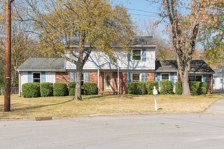 1st image of 108 Coastal Ct W