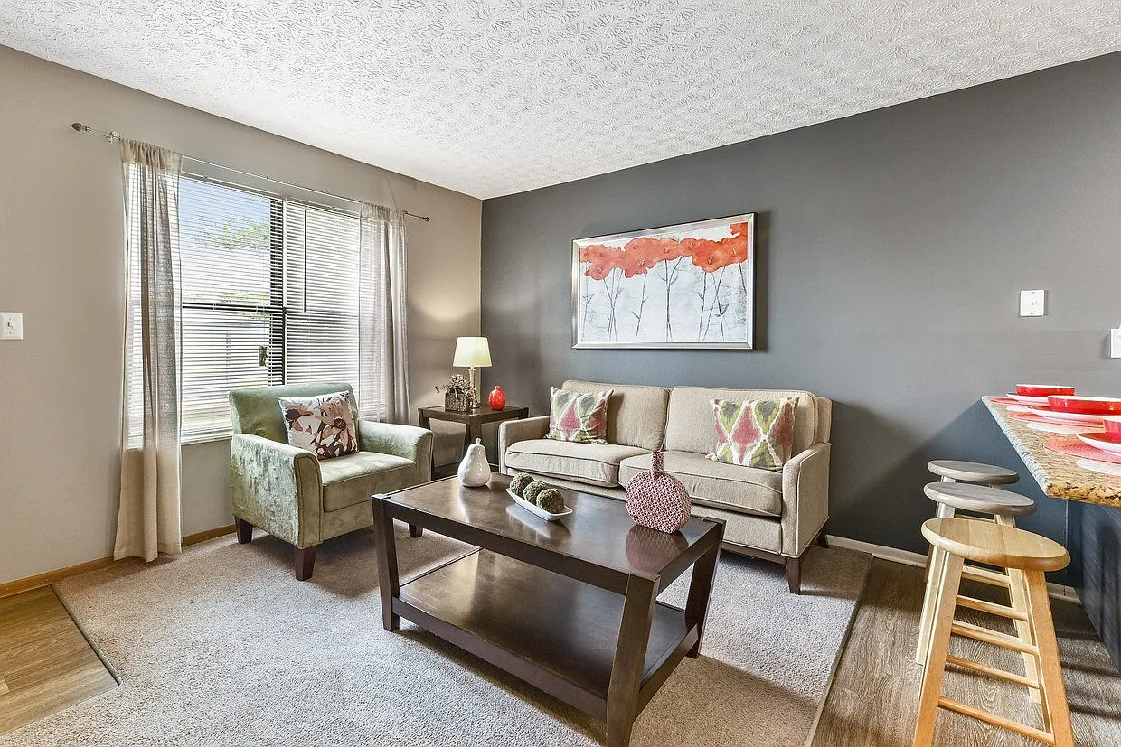 Bolton Estates Apartments — Photo 4