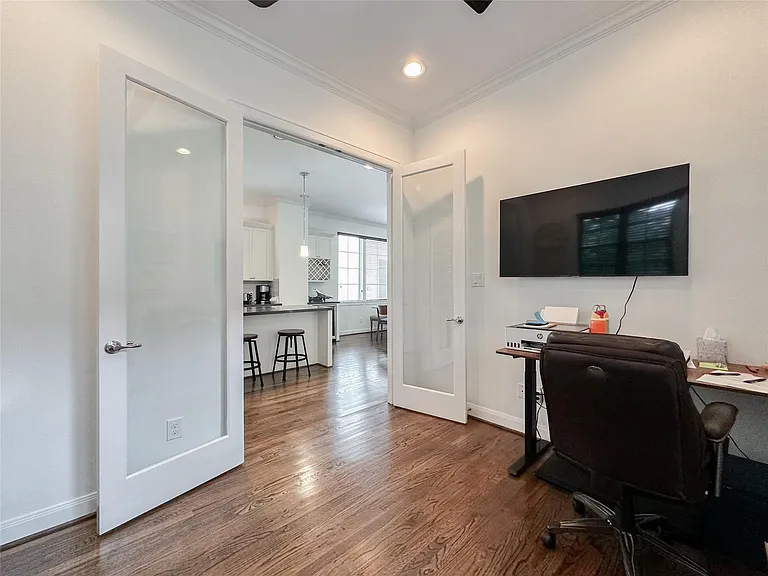 2 Hermann Park Ct — Photo 40
