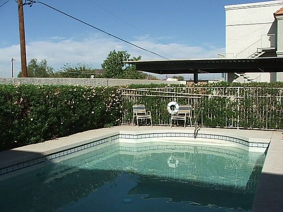 Community pool to enjoy (not maintain!)