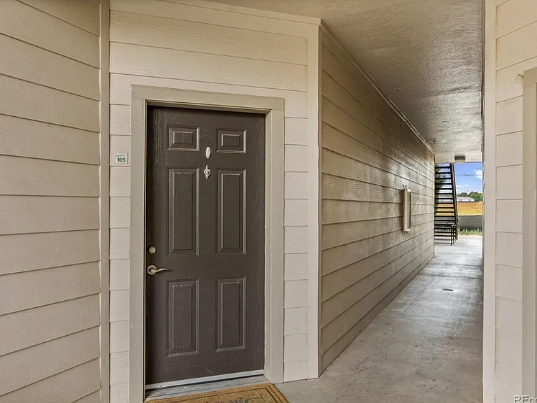 7222 S Blackhawk St #105 — Photo 16