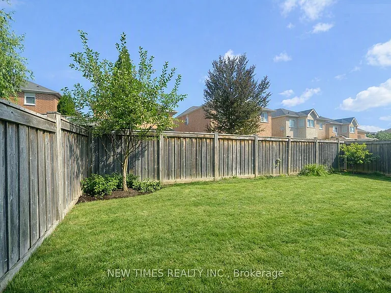 14 Bellini Ave — Photo 20