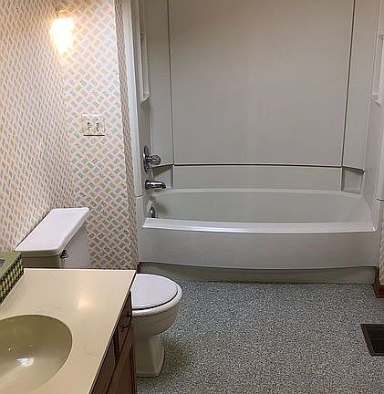 3rd bathroom on 2nd floor 