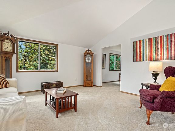 3rd image of 20122 110th Drive SE