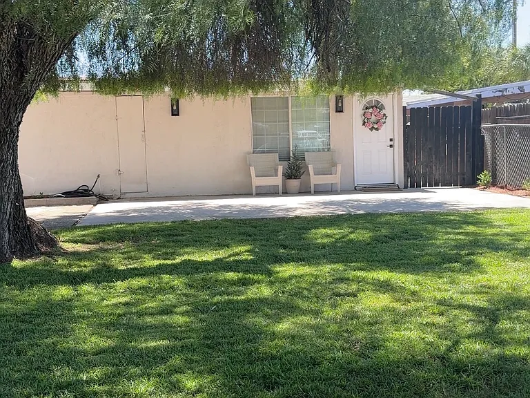 649 W Ramona Dr — Photo 4
