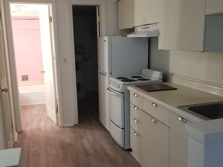 532 Miller Ave #22 — Photo 2