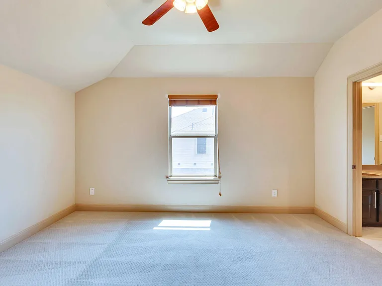 2500 Speidel Dr — Photo 52