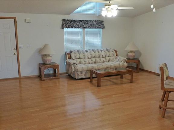 4th image of 2603 E Mary Ave