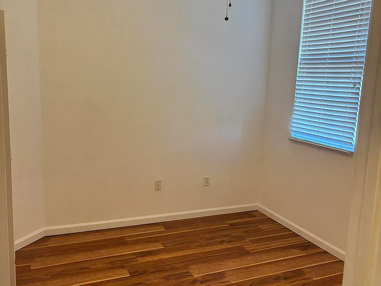 7534 SW Herrington Ln — Photo 18