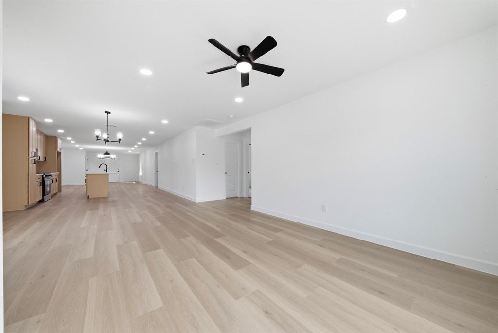 2403 Raymond St, Pasadena, TX - More