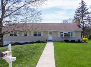 5 Oxford Dr, Endicott, NY