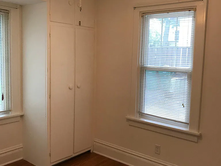 SW bedroom