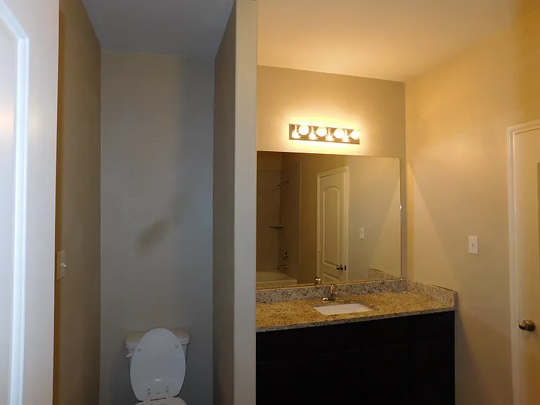 304 Aaron St — Photo 15