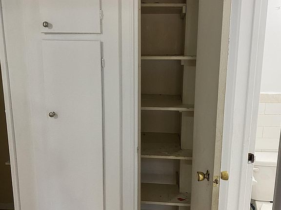 2nd image of 1100 Warburton Ave #N3
