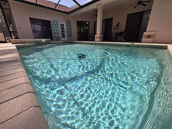 5th image of 9044 Cypress Trl