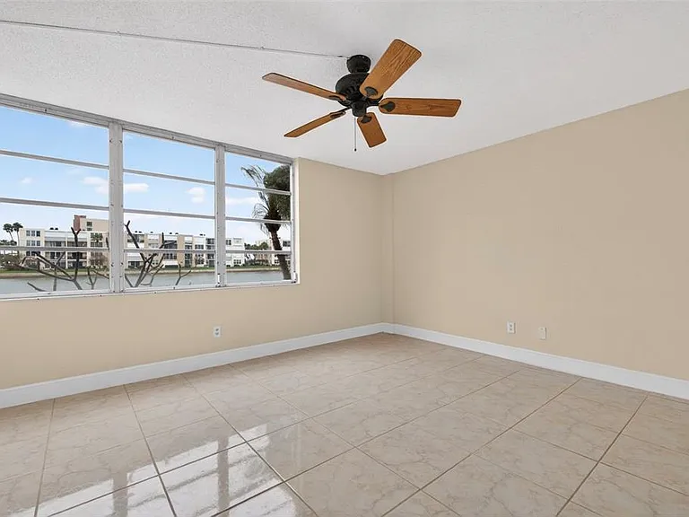 7540 Bay Island Dr S #160 — Photo 20