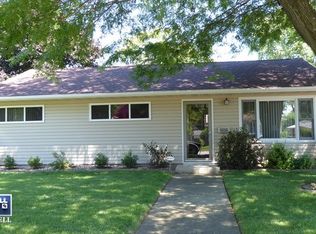 808 Plaza Dr, Joliet, IL 60435