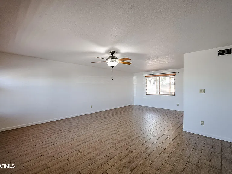 8333 E Orange Blossom Ln — Photo 34