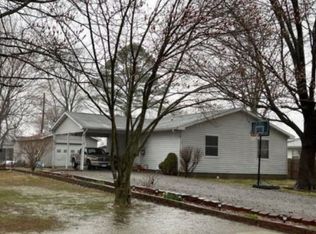706 N Taft St, Marion, IL 62959
