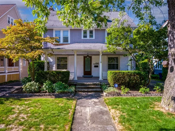 2949 Hampshire Rd, Cleveland Heights, OH 44118