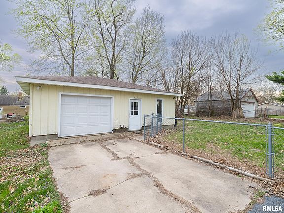 5th image of 1122 W Purtscher Dr