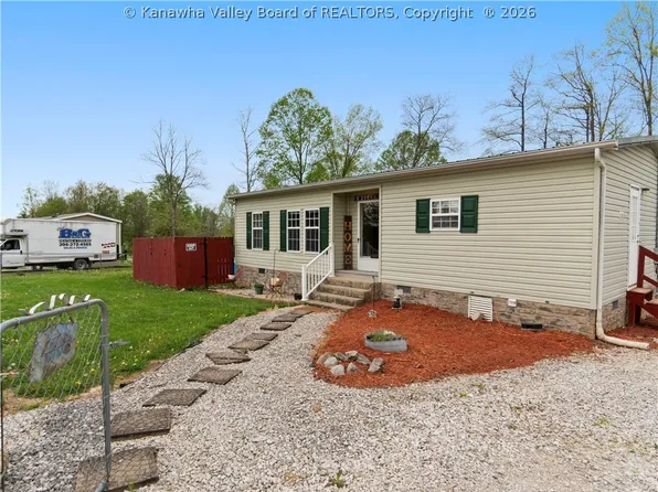 543 High Plains Dr, Ripley, WV 25271