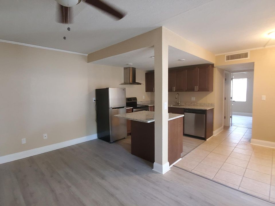 1st image of 4611 W North B St APT 220
