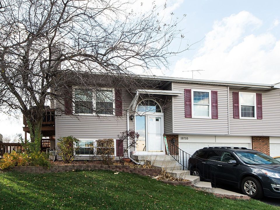 1st image of 19755 S Edinburgh Ln