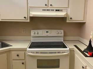431 Pine Glen Ln APT A-2, Greenacres, FL 33463