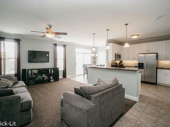 2nd image of 15363 W Kenmare Cir