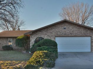 1325 Lexington Rd, Clovis, NM 88101