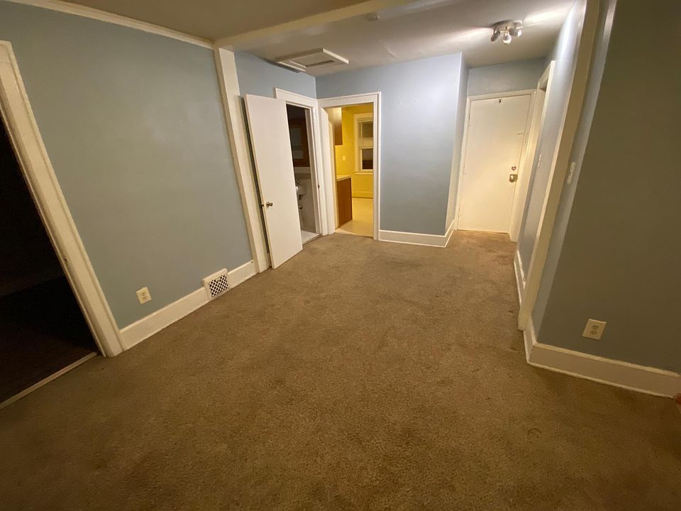 1st image of 3118 N Main St Unit 2