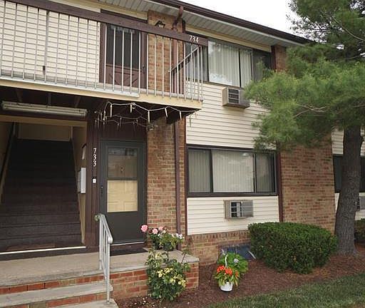 2nd image of 734 Cricket Ln