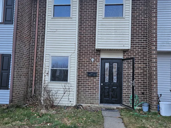 427 Summer Park Cres, Newark, DE 19702