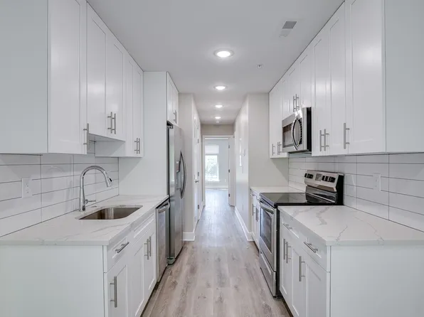 2015 N College Ave, 2015 N College Ave APT 3, Philadelphia, PA 19121