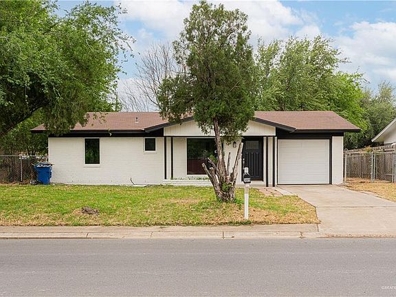 2nd image of 3009 Vine Ave