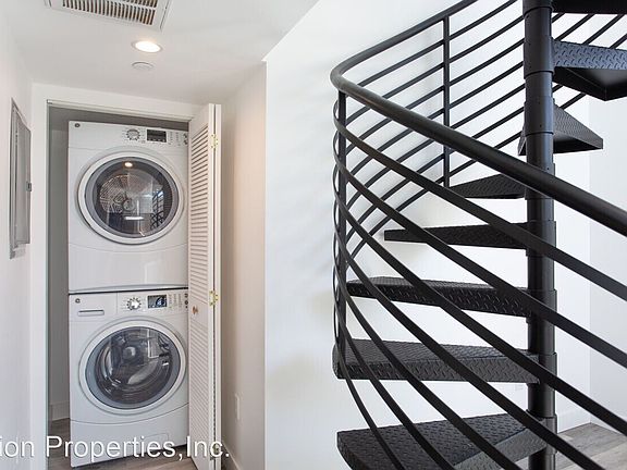 4th image of 5012 Slauson Ave #406