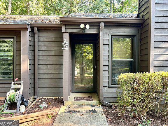 2nd image of 180 Partridge Ln