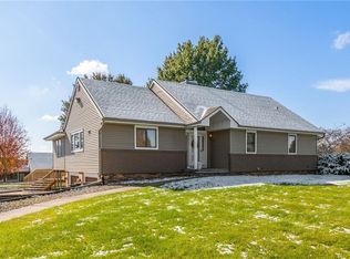 797 High Ave, Newton, IA 50208