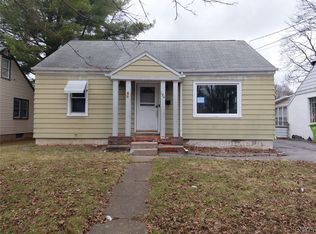 120 Hoover Dr, Syracuse, NY 13205