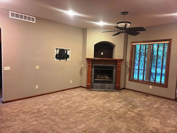 4th image of 607 Autumn Glen Ct