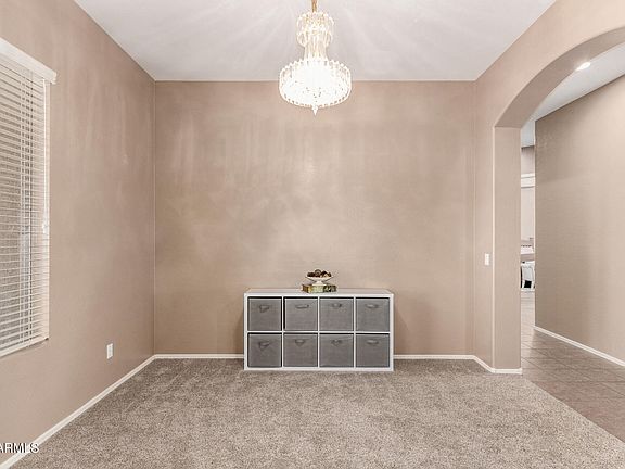 5th image of 2945 E CLIFTON Avenue