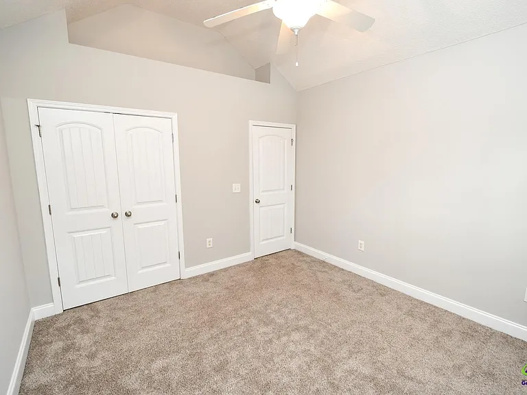 304 Newport Ave — Photo 20